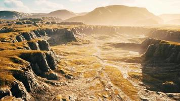 paysage de montagne avec de l'herbe sèche en afghanistan video