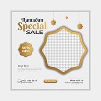 plantilla de publicación de redes sociales de banner de venta de ramadán con fondo vector