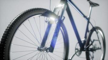 bicicleta deportiva de montaña en estudio foto