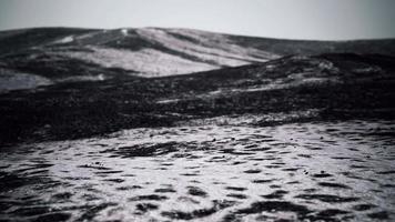 snöis och stenar vid norra landskapet video