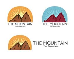 diseño de ilustración vectorial del logotipo de montaña para su negocio o empresa vector