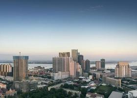 Koh pich rascacielos de construcción en el centro de China en Phnom Penh, Camboya foto