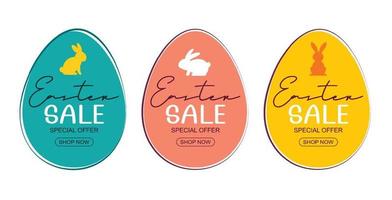 Plantilla de diseño de banner de venta de Pascua con huevos de colores y flores. uso para publicidad, volantes, carteles, folletos, cupones de descuento. vector