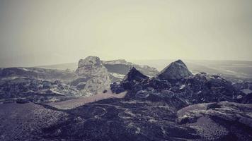 gelo de neve e rochas na paisagem do norte video
