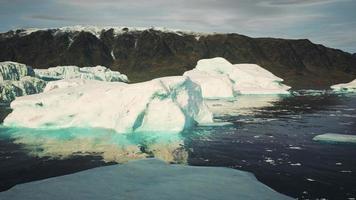 laguna iceberg en el parque natural foto