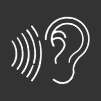 icono de tiza de señal de sonido. idea de onda de sonido audible. oído que escucha. percepción de ruidos fuertes. llamada de voz, susceptibilidad al sonido. capacidad auditiva. señal de audio audible. ilustración de pizarra de vector aislado