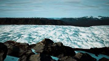 prachtig landschap op gletsjer in ijsland video