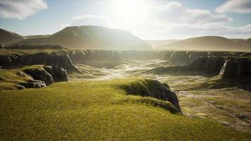 paisagem nas montanhas e terras altas no nepal video