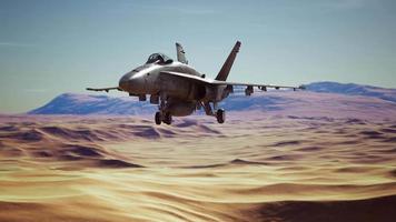 aereo militare americano nel deserto video