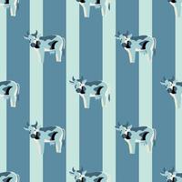 vaca de patrones sin fisuras sobre fondo azul rayado. textura de animales de granja para cualquier propósito. vector