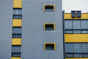 fachada del edificio antiguo foto