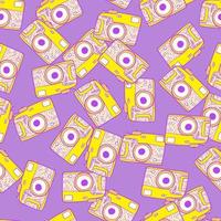 Photo camera vintage seamless pattern. Retro photo cameras design. Repeated texture in doodle style. vector