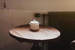 mesa vintage en un cafe