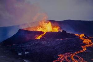 2021 08 19 Fagradalsfjall volcano and lava 14 photo