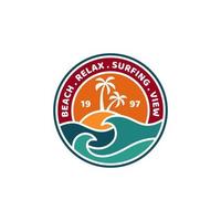 logotipo colorido de la playa. logotipo del emblema del sello. logotipo de surf