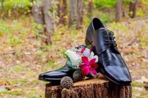 Wedding details. Groom accessories. shoes photo