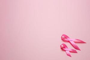 concepto flatlay de concientización sobre el cáncer de mama foto