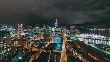 4k timelapse-sekvens av Vancouver, Kanada - skyline och hamnen på natten video
