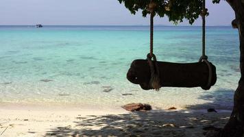 prachtig zeestrand in de zomer, luxe eilandparadijs voor toerismereizen op zomervakantie.