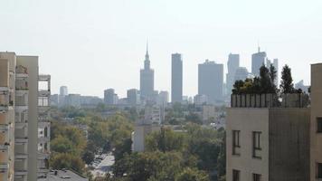 centro de negócios de varsóvia em um horizonte video