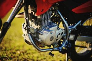 el motor de la motocicleta enduro foto