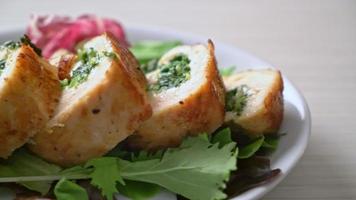 Baked chicken breast stuffed with cheese and spinach video