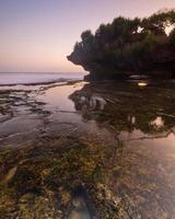 New beach explored near Gunungkidul photo