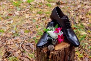 detalles de la boda complementos de novio. Zapatos foto