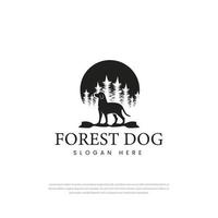 logotipo de perro del bosque de pie frente a la silueta vintage diseño de logotipo retro hipster vector