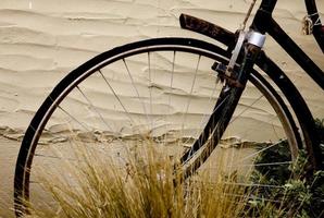 llanta de bicicleta antigua foto