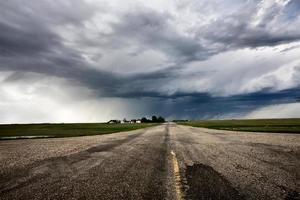 pradera nubes de tormenta canadá foto