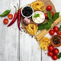 ingredientes de comida italiana foto