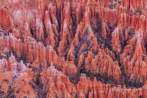 paisaje natural del parque nacional bryce canyon en utah foto