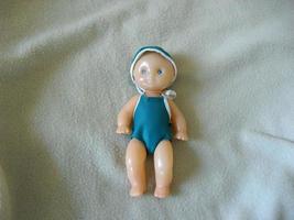 vintage lindo muñeca bebé vertical juguete niño foto