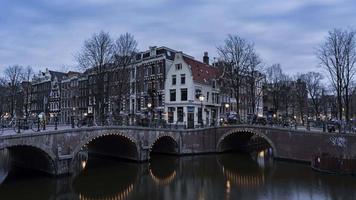 4k timelapse-reeks van amsterdam, nederland - de stad amsterdam van dag tot nacht video
