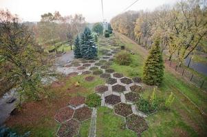 vista aérea desde el teleférico del parque en la alta silesia, atracciones de katowice y chorzow, polonia foto