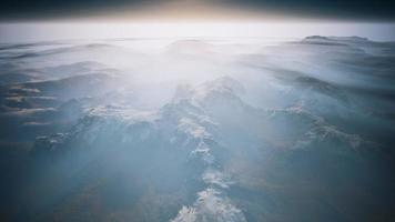 alpes cordillera toma aérea volador video