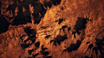 vista aerea dall'alto del canyon di roccia rossa video