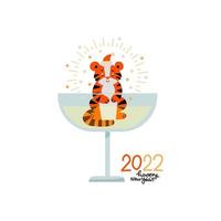 celebración del nuevo 2022 con símbolo de año, vaso de bebida. plato de champán con tigre sentado en él. postal de vector plano festivo, cartel de evento de vacaciones. celebrar la invitación a la fiesta.