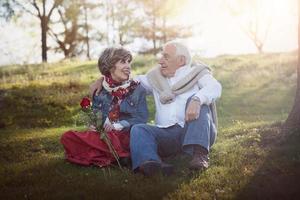 retrato, de, romántico, pareja mayor foto