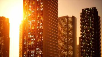 Sonnenuntergang Luftaufnahme von Wolkenkratzern des Geschäftszentrums video