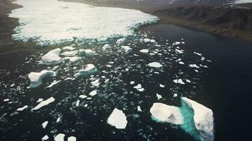 panoramisch uitzicht op grote gletsjer in alaska video