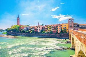 centro historico de la ciudad de verona foto