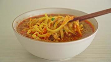 Spicy Chinese Yunnan Noodles Soup or Kwa Meng - Asian food style video