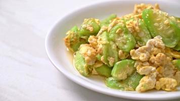 Stir Fried Angled Gourd with Egg video