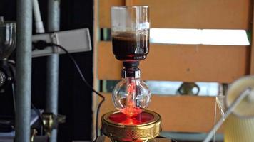 syphon classic coffee maker in local coffee shop