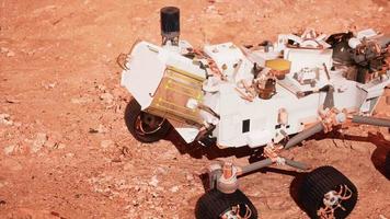 Mars rover perseveranza esplorando il pianeta rosso. elementi forniti dalla nasa. video