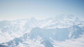 montagnes des alpes vues du ciel video