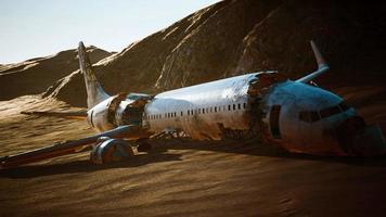 abandoned crushed plane in desert video