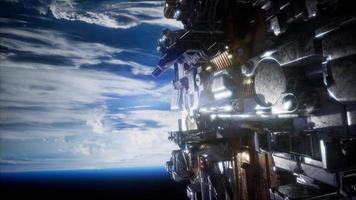 Raumschiff mit Blick auf den Weltraum und den Planeten Erde video